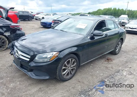 2016 Mercedes-Benz C 300 4Matic/Luxury 4Matic/Sport 4Matic из США, поврежденный, VIN 55SWF4KBXGU117304
